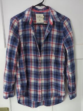 H&M Navy Blue Red White Plaid Casual Button-Down Shirt